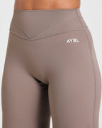Engage Straight Leg Leggings - Warm Taupe