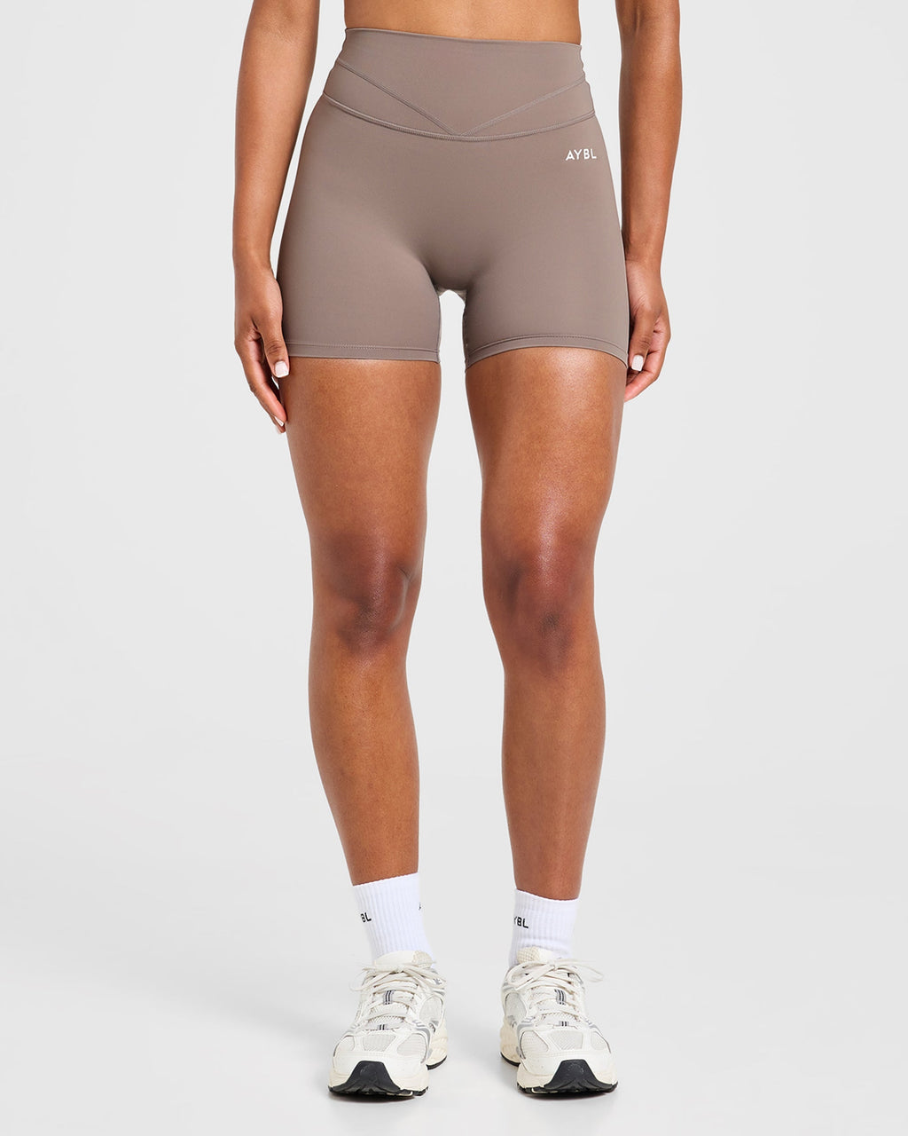 Engage Shorts - Warm Taupe