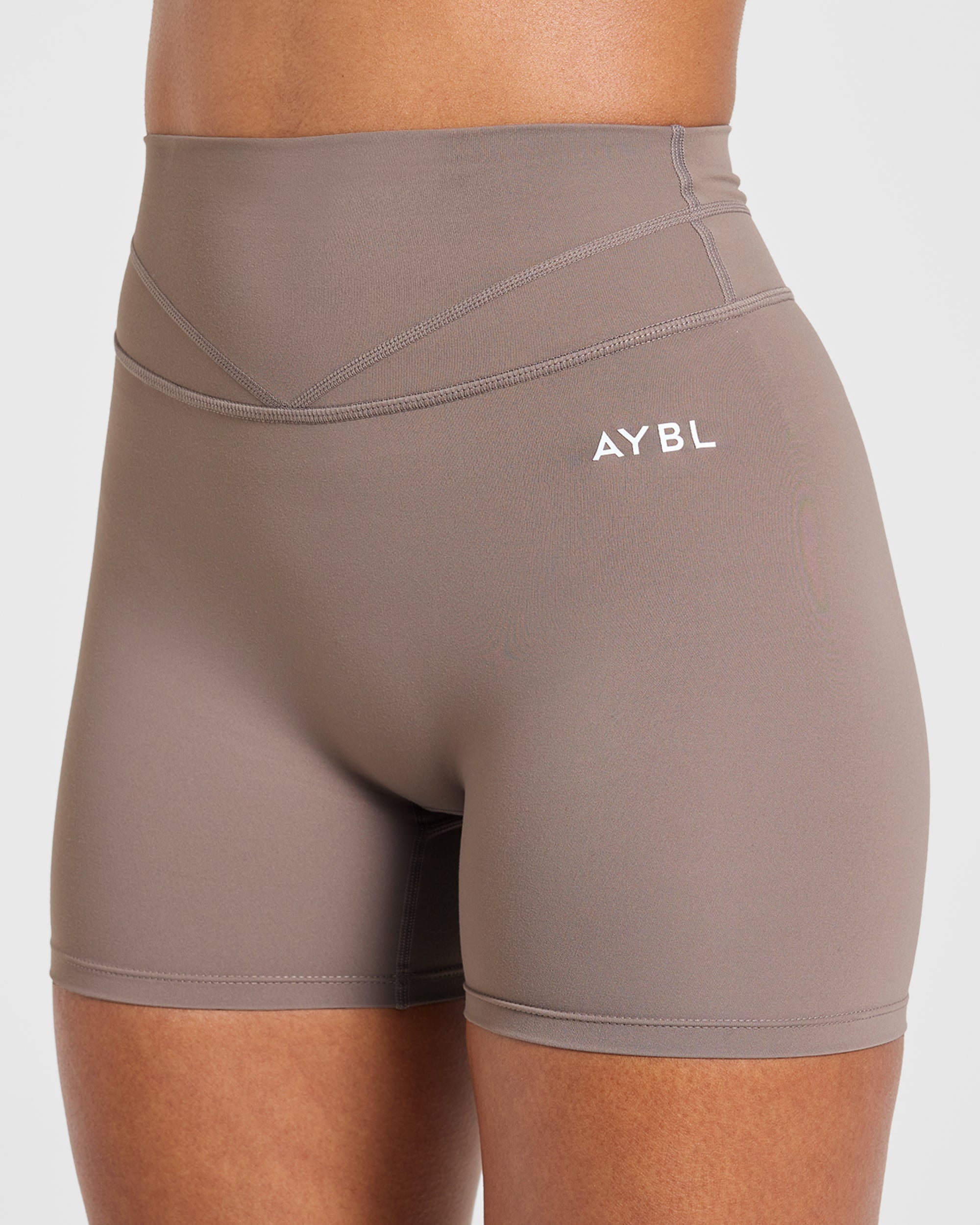 Engage Shorts - Warm Taupe