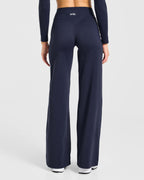Engage Straight Leg Leggings - Deep Navy