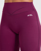 Engage Straight Leg Leggings - Rich Plum