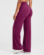 Engage Straight Leg Leggings - Rich Plum