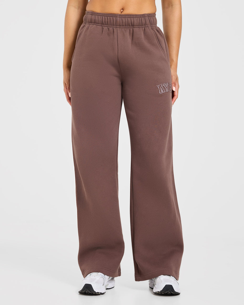Varsity Applique Oversized Straight Leg Joggers - Bruin