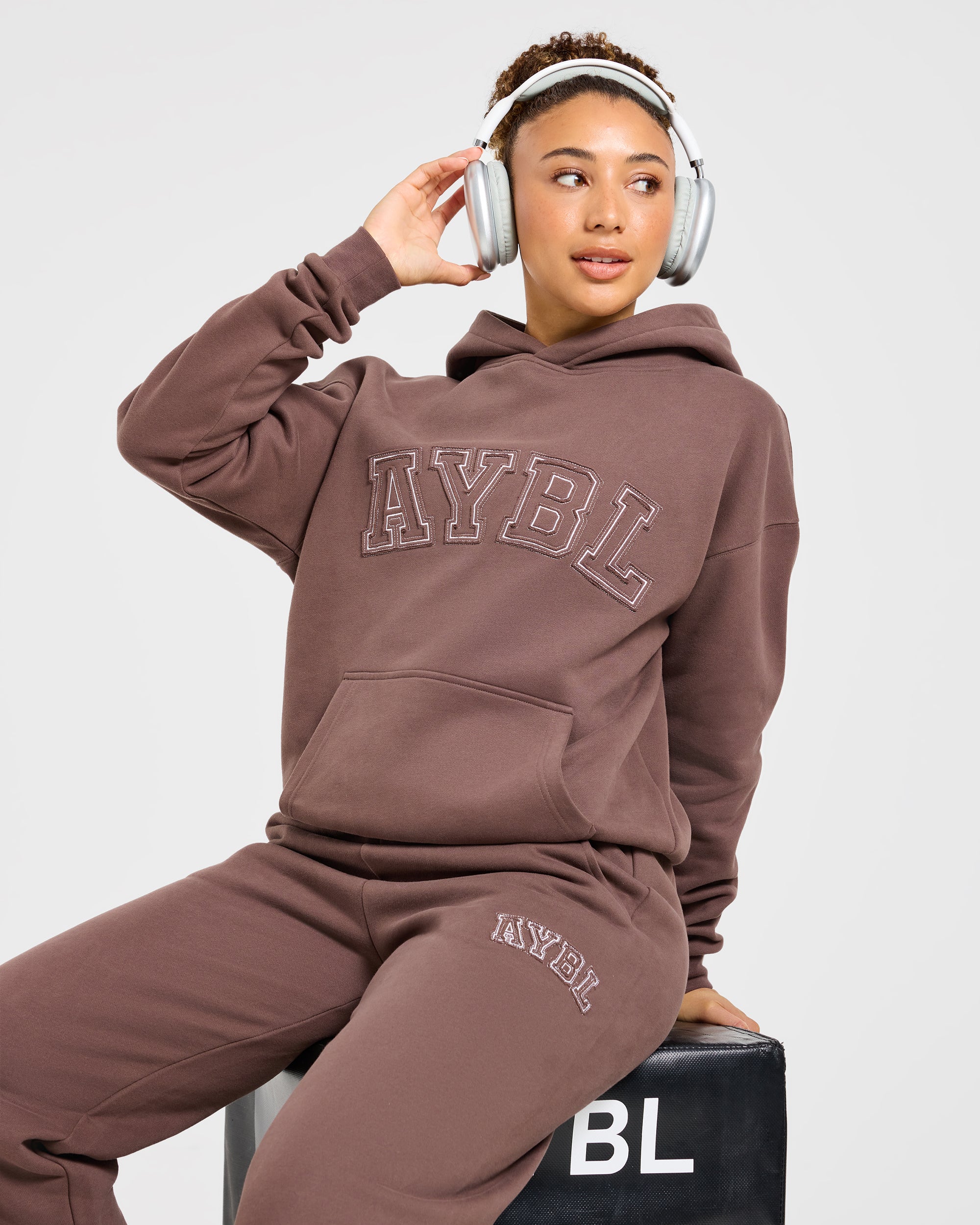 Varsity Applique Oversized Straight Leg Joggers - Bruin