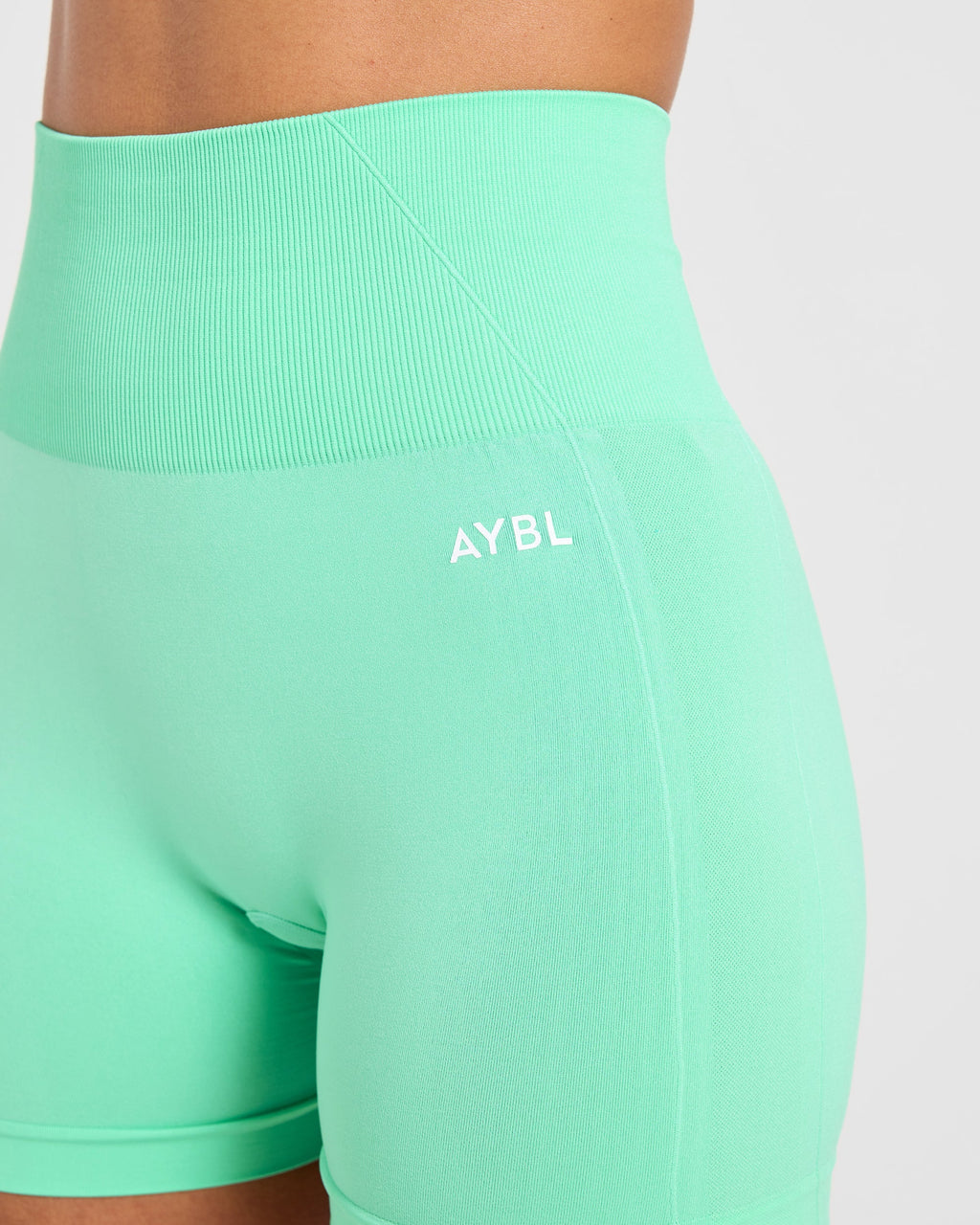 Empower Seamless Shorts - Spring Groen