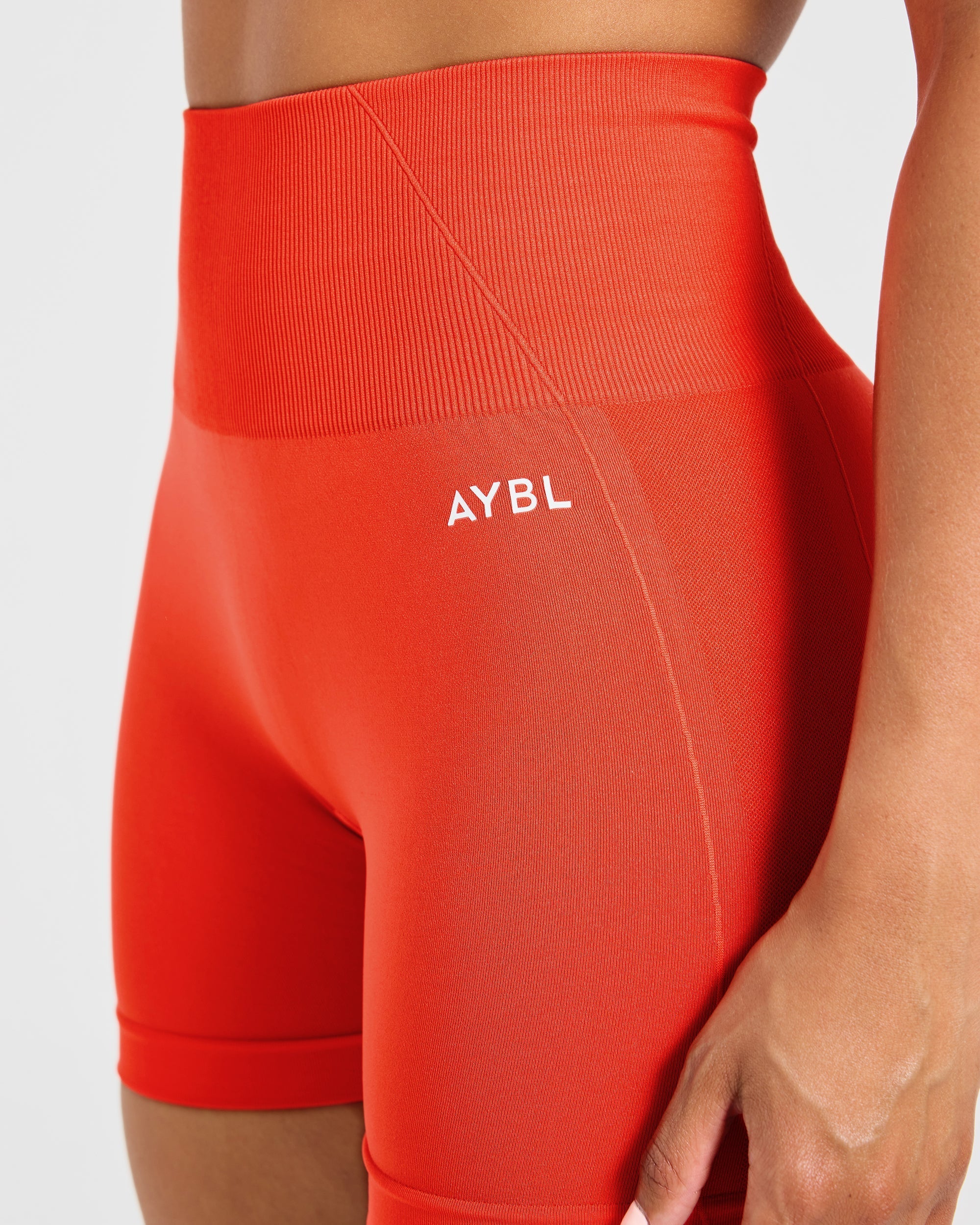 Empower Seamless Shorts - Hot Oranje