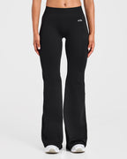 Enhance Seamless Flared Leggings - Zwart