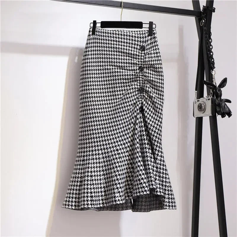 New In Skirts for Women Summer 2025 Midi Woman Skirt Aesthetic Clothing Sales V Chic and Elegant Cheap Korean Style High Quality