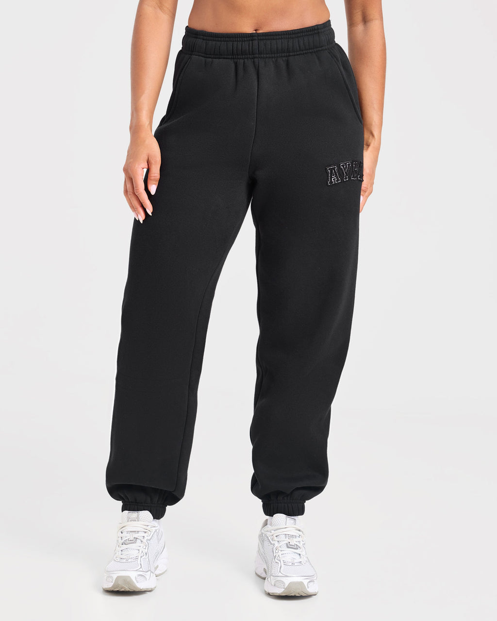 Varsity Applique Oversized Joggers - Zwart