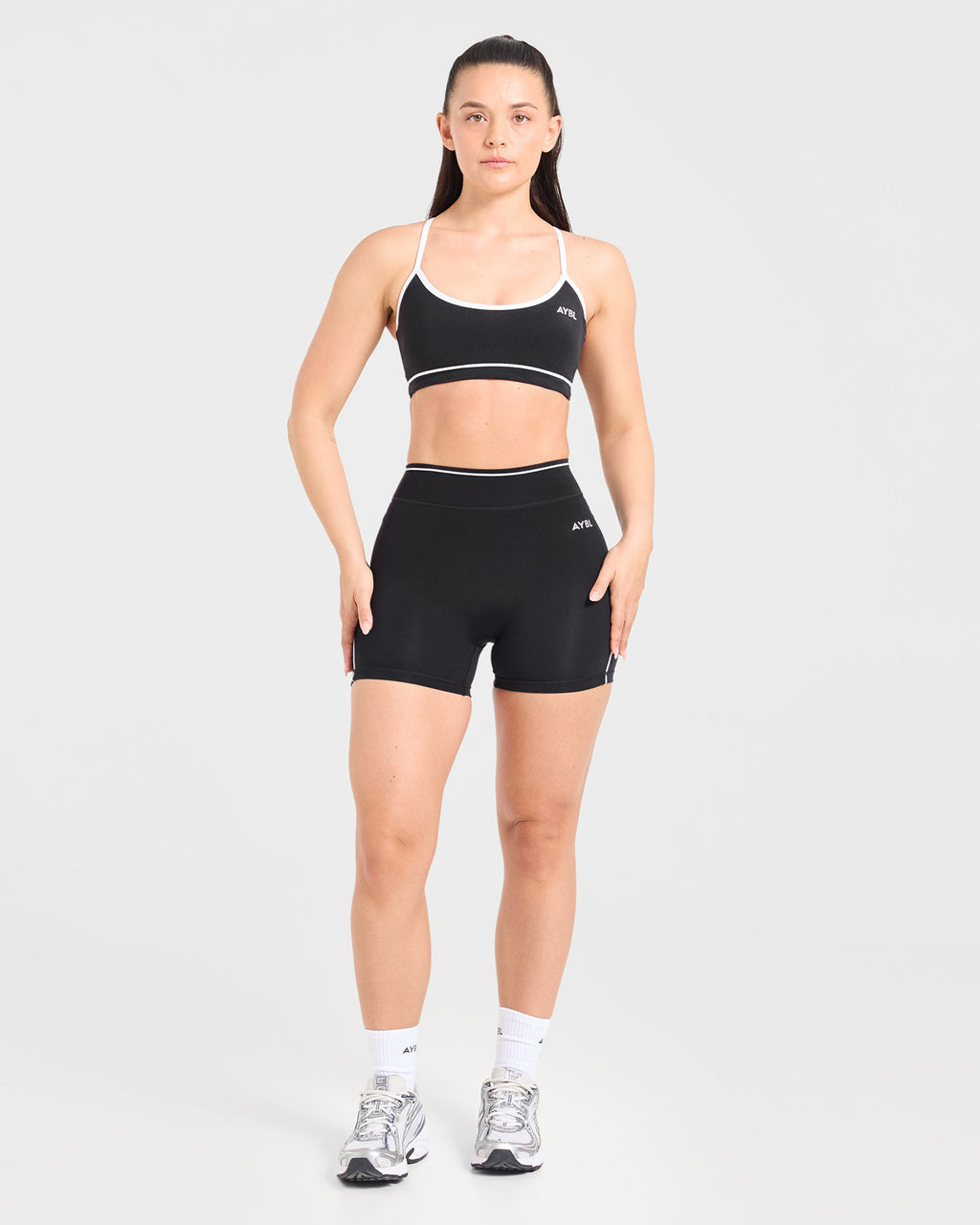Form Shorts - Zwart