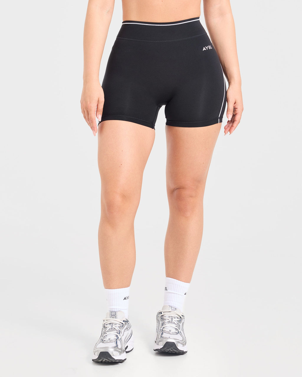 Form Shorts - Zwart