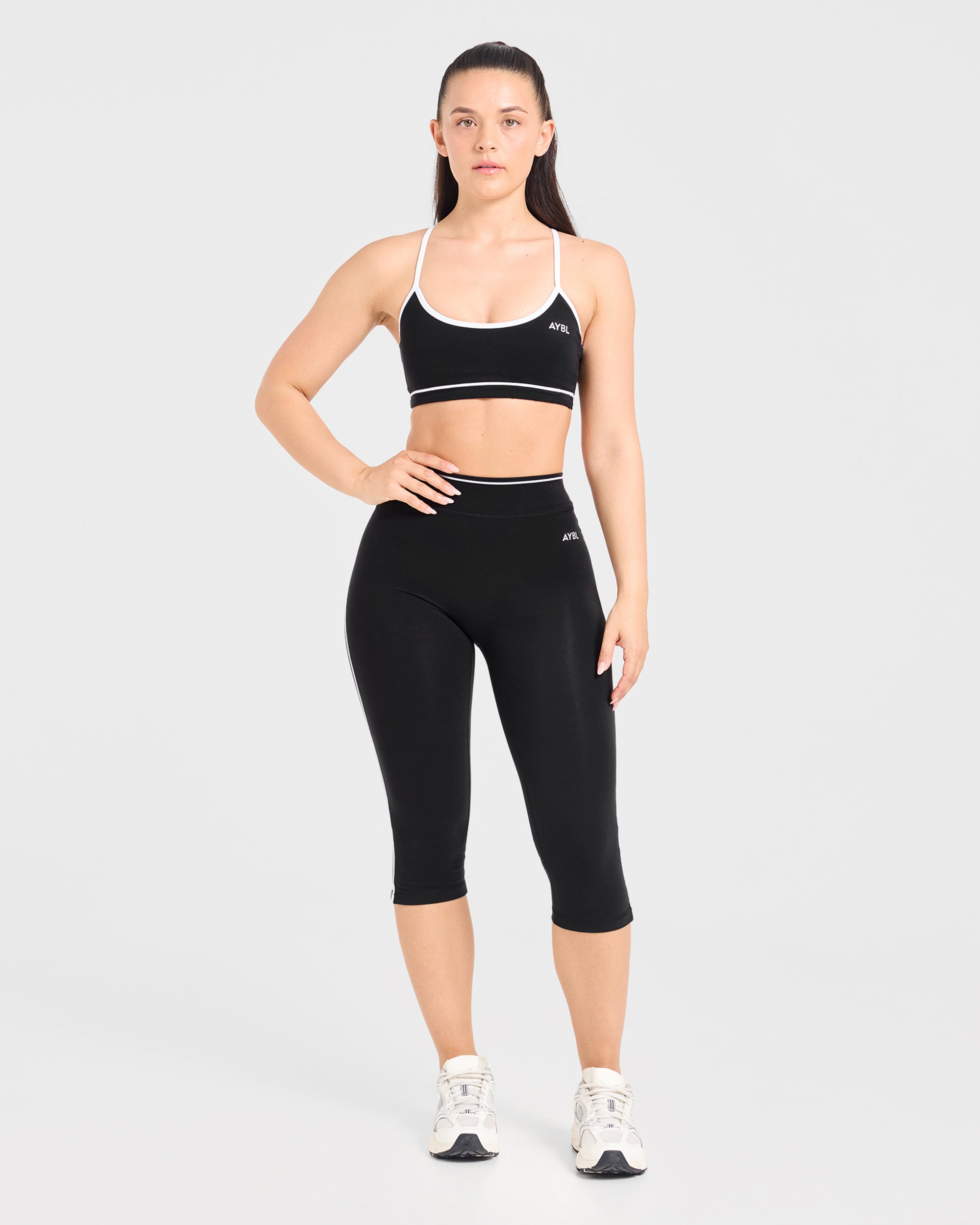 Form Capris - Zwart