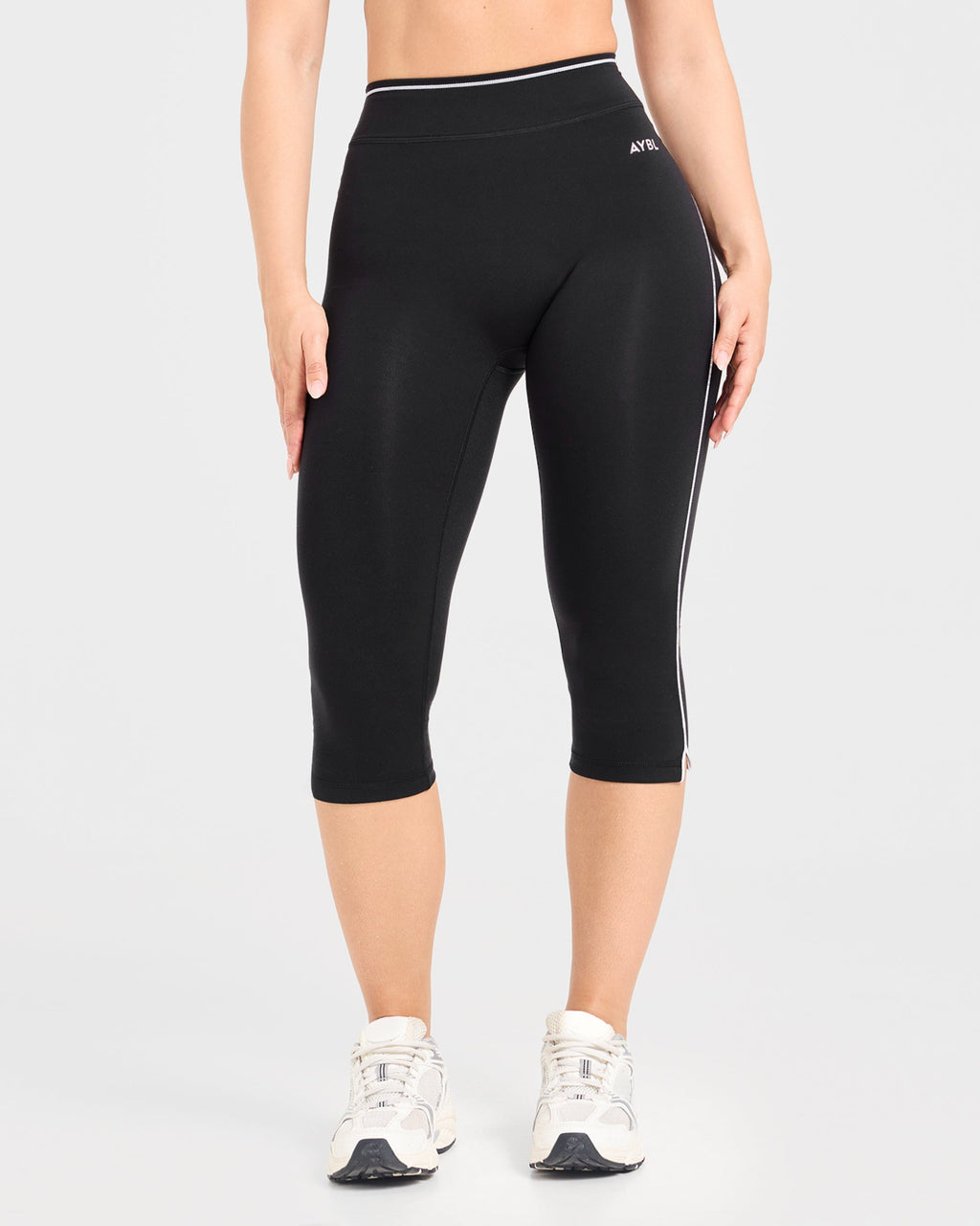 Form Capris - Zwart