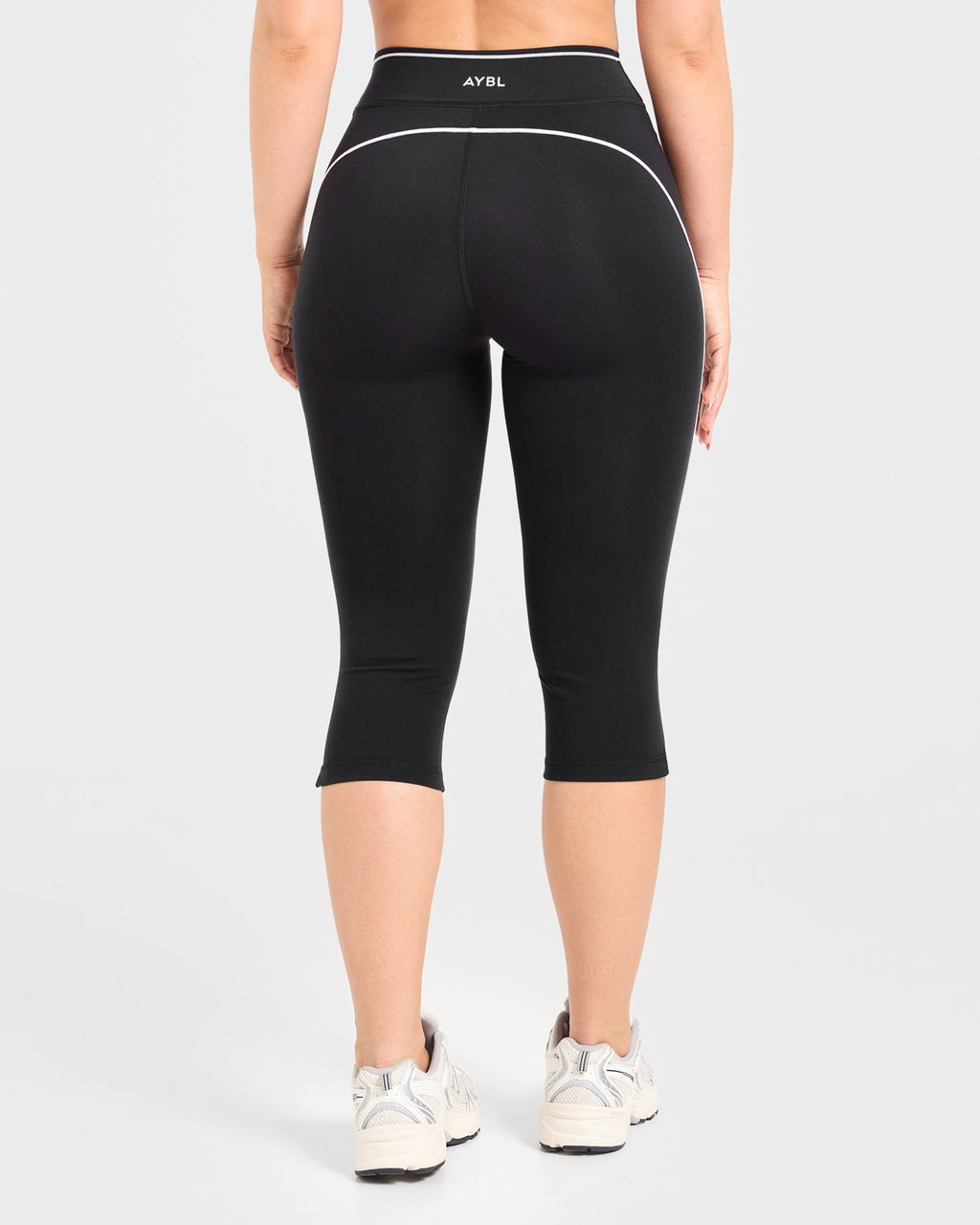 Form Capris - Zwart