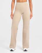Form Flared Leggings - Mocha