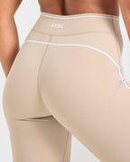 Form Flared Leggings - Mocha