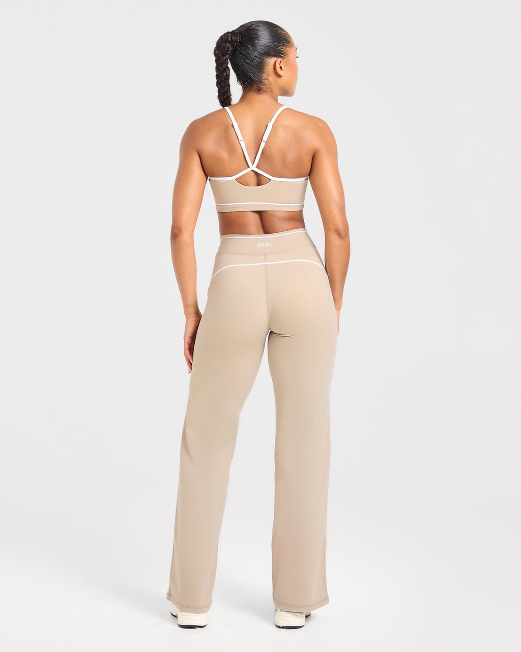 Form Flared Leggings - Mocha