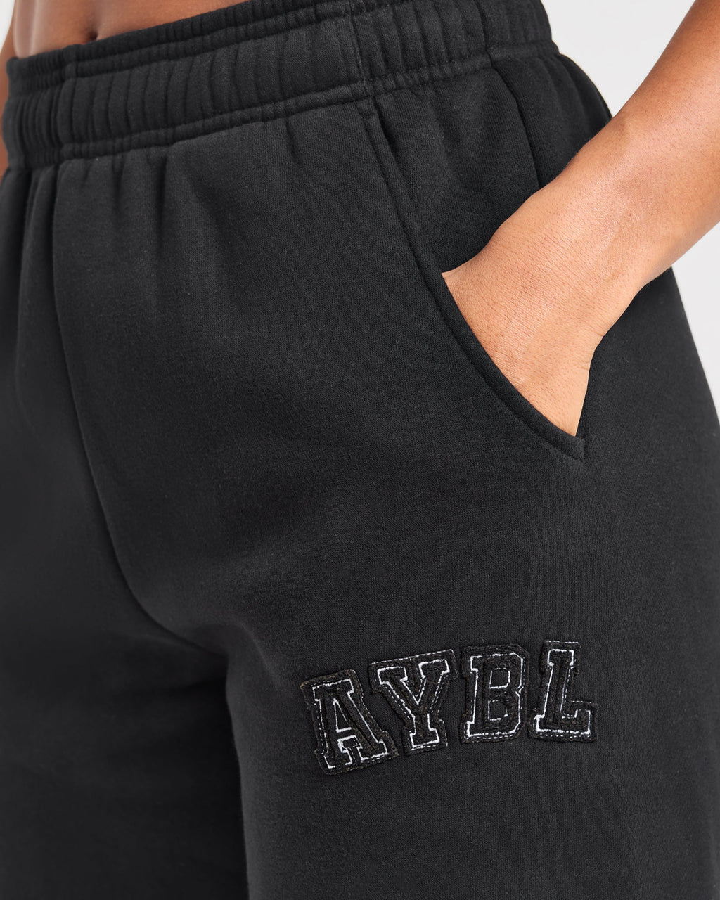 Varsity Applique Oversized Joggers - Zwart