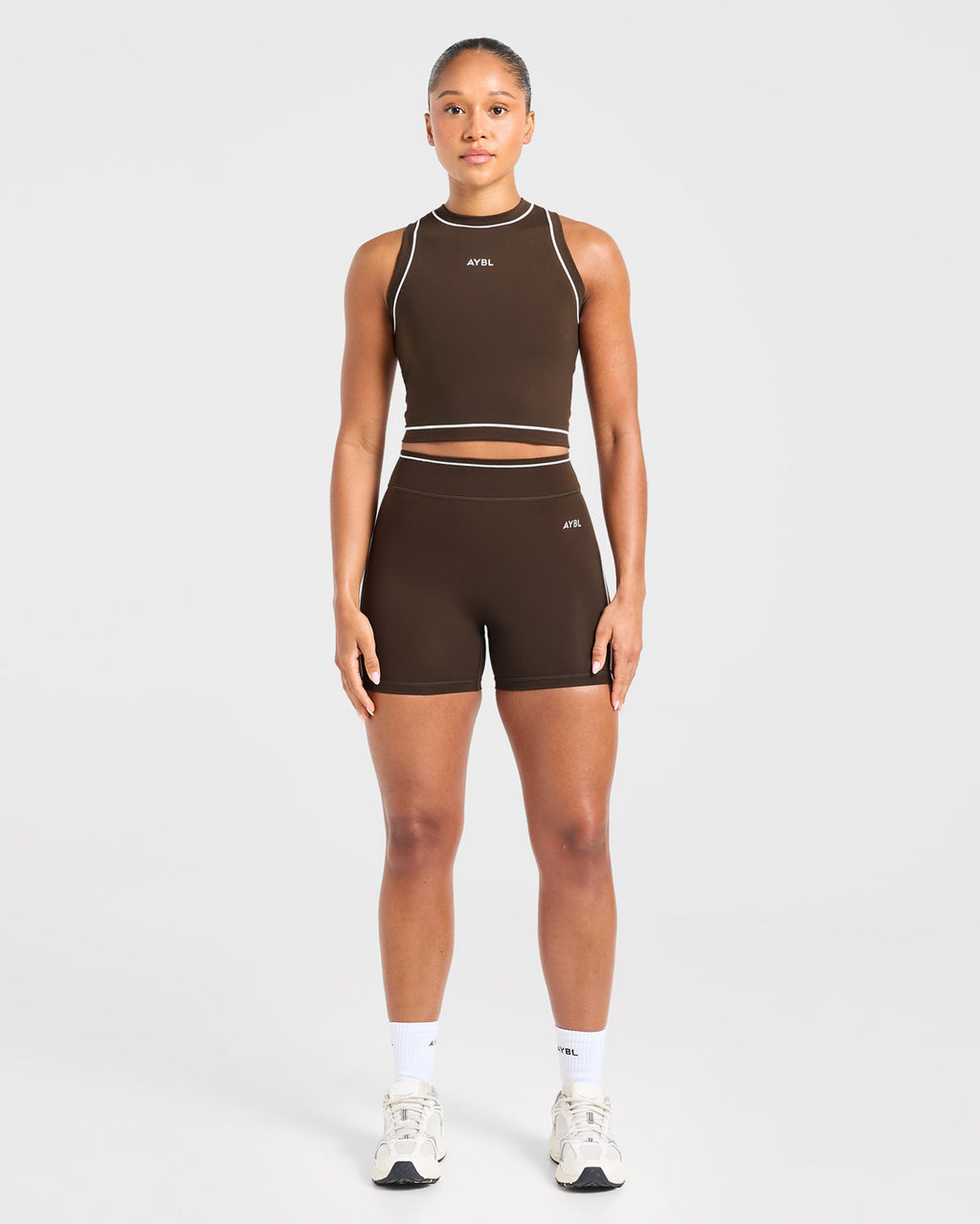 Form Shorts - Coffee Bean