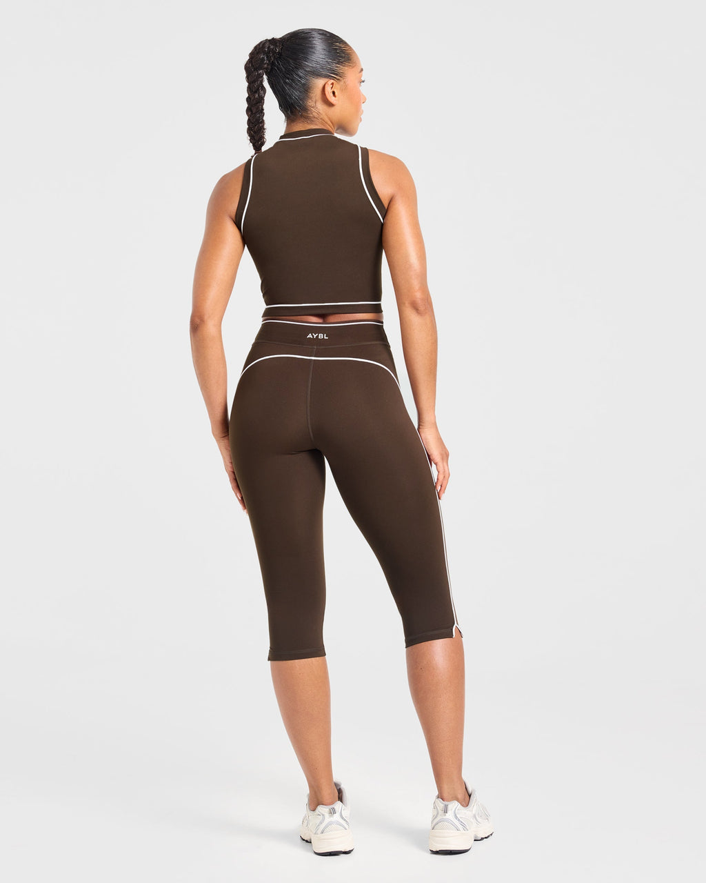 Form Capris - Coffee Bean