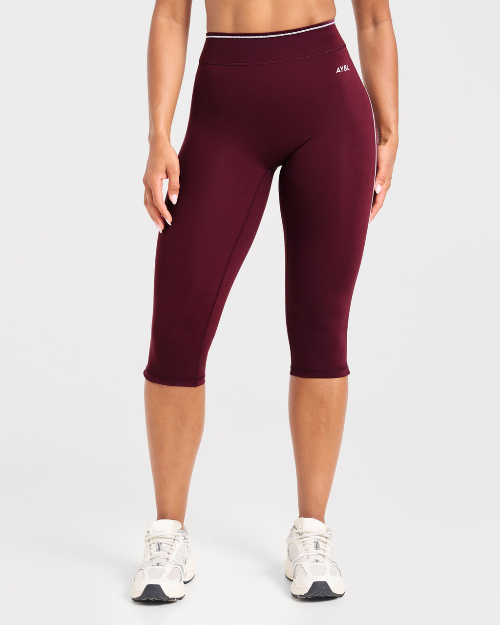 Form Capris - Deep Mulberry