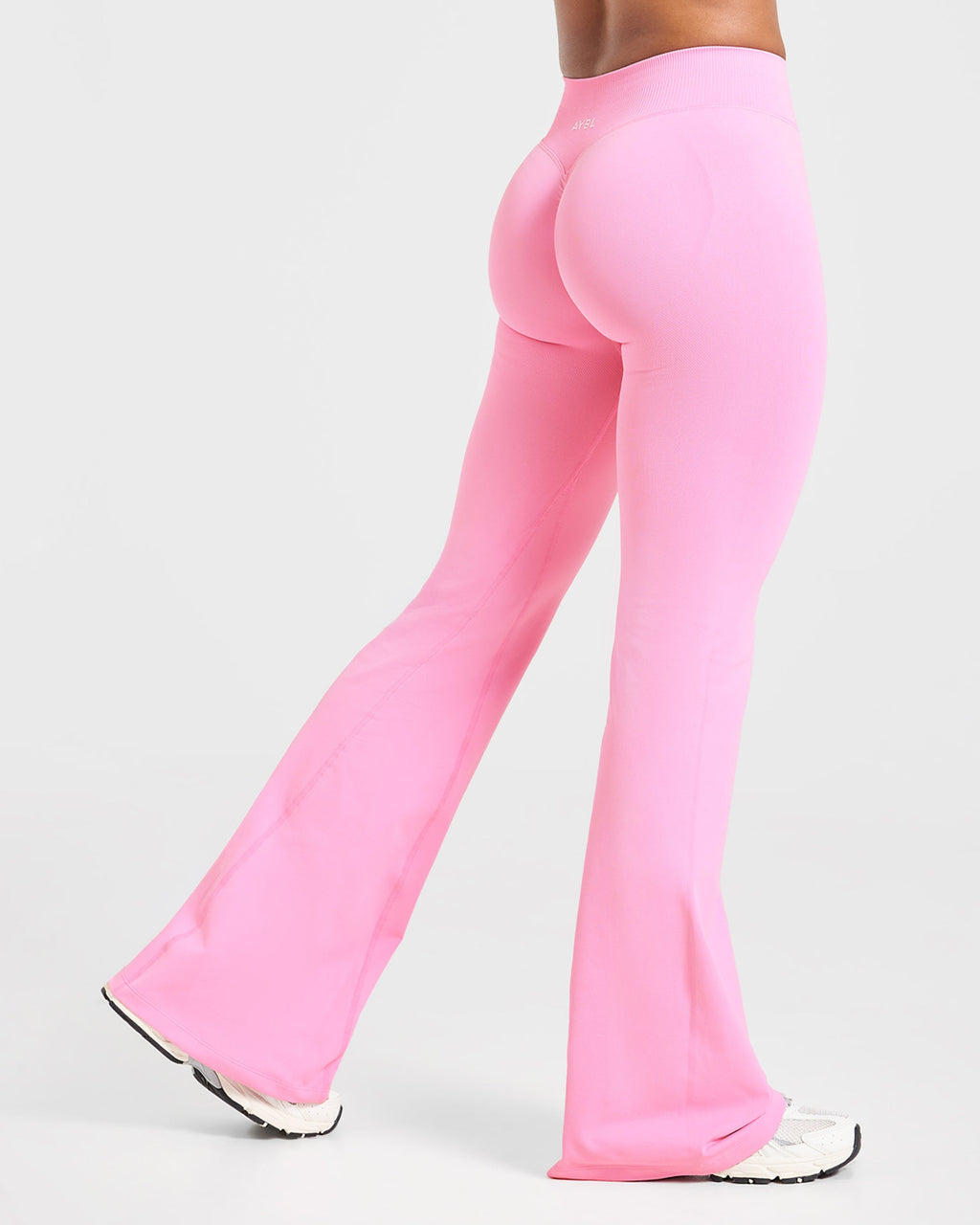 Enhance Seamless Flared Leggings - Sugar Roze