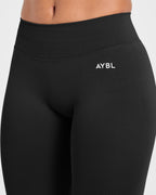 Enhance Seamless Flared Leggings - Zwart