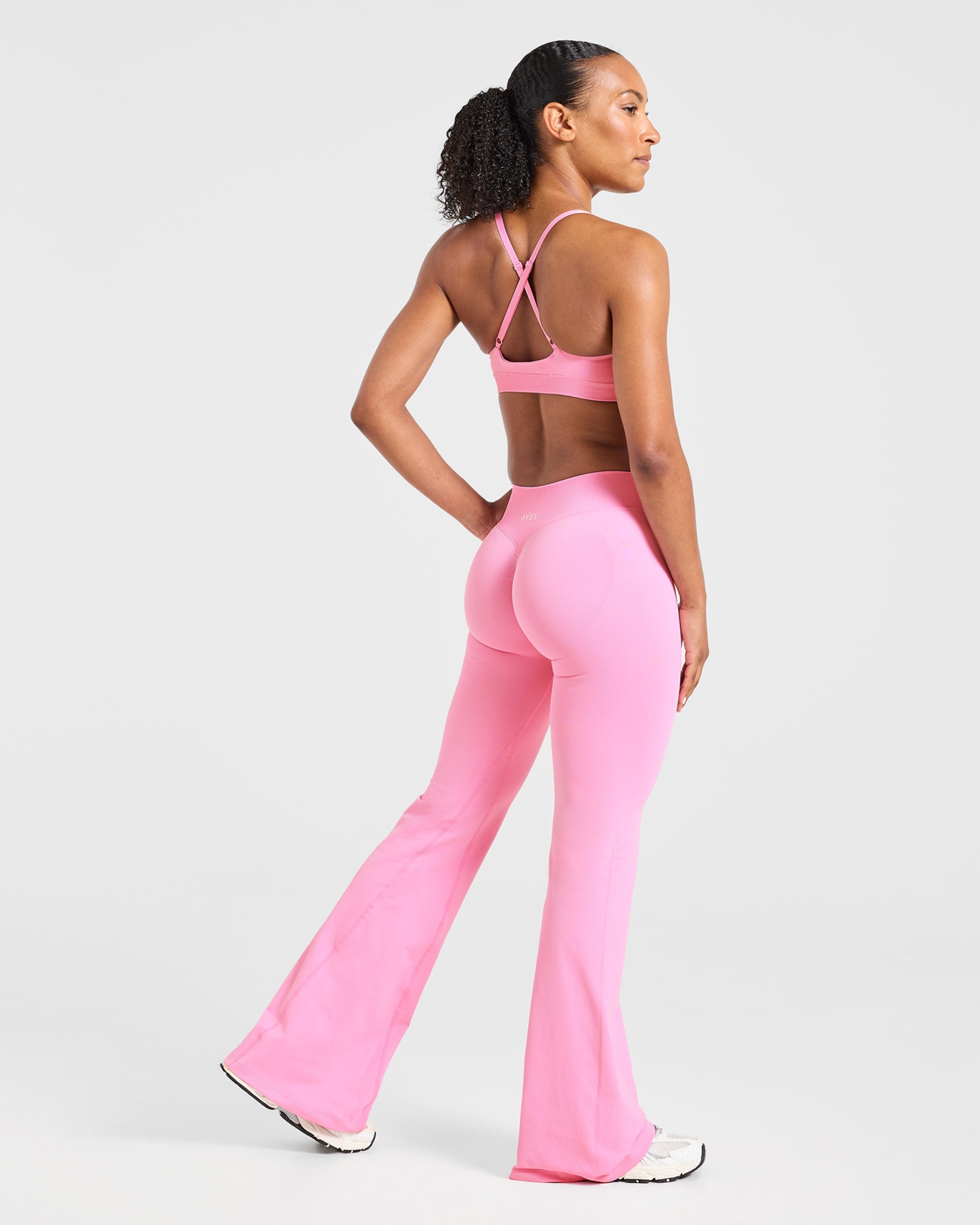 Enhance Seamless Flared Leggings - Sugar Roze
