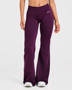 Adapt Seamless Flared Leggings - Midnight Plum
