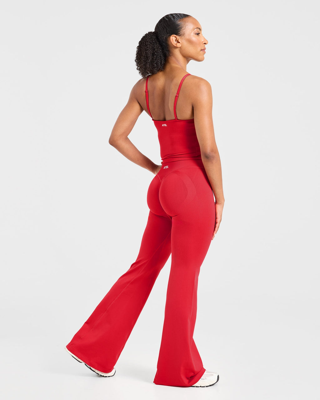 Adapt Seamless Flared Leggings - Salsa Rood