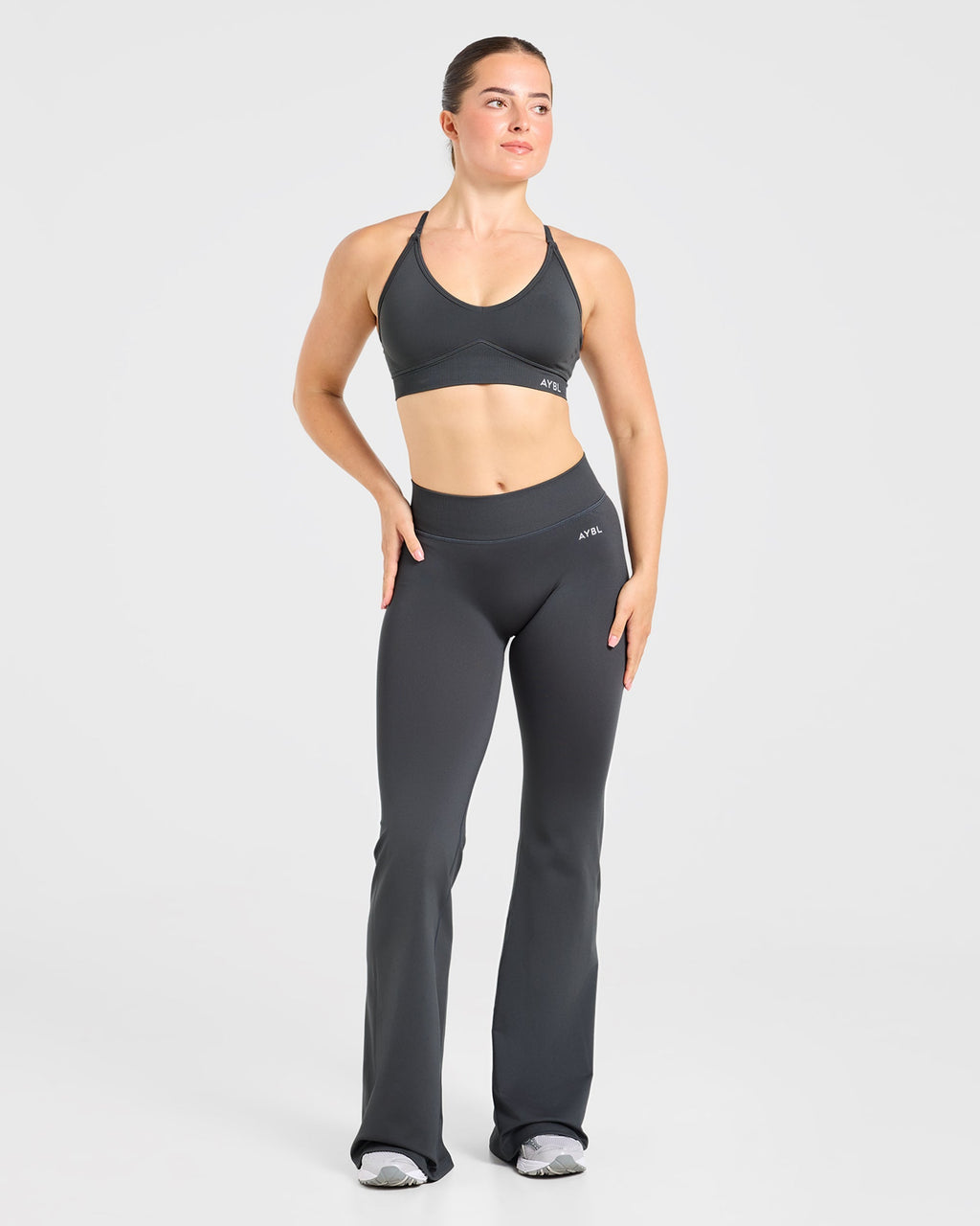 Adapt Seamless Flared Leggings - Dark Charcoal
