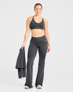 Adapt Seamless Flared Leggings - Dark Charcoal