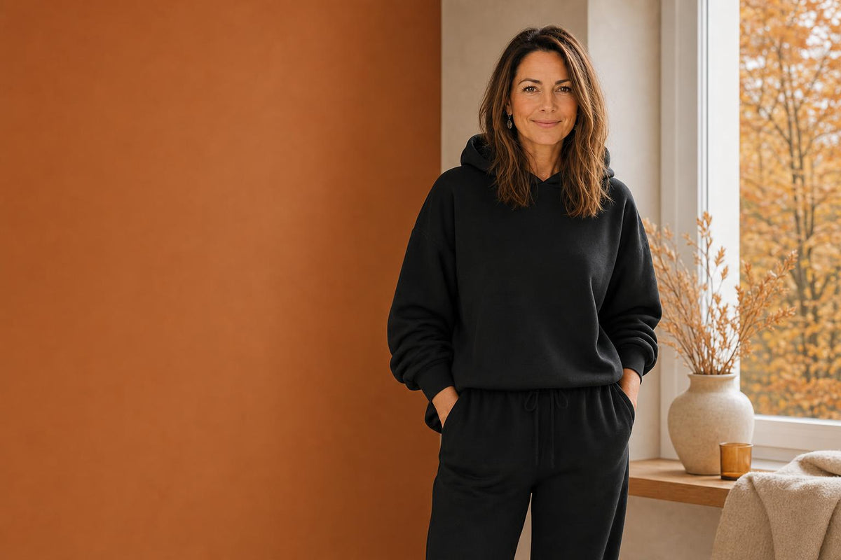 Norevielle Fall Drop, plain black hoodie and joggers, autumn scene